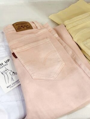 Alternative view of VAQUERO DESFLECADO FLARED